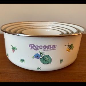 Vintage RTF Recona Kitchen Ware Enamel Bowl Set